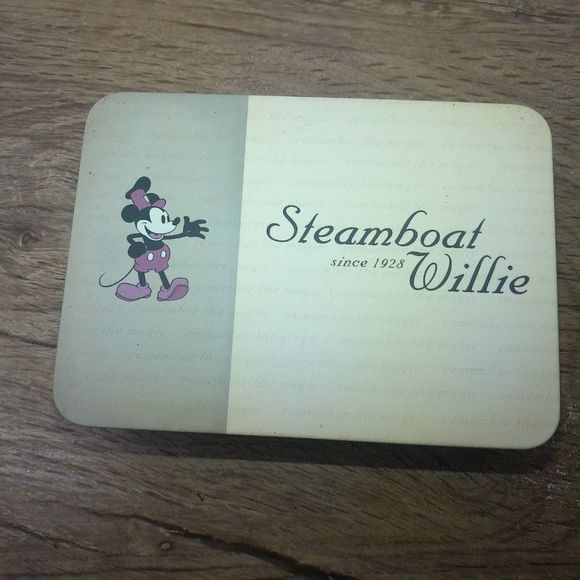steam boat willie watch NEW steam boat willie watch comes with tin and info card - Picture 4 of 4